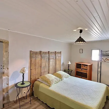 Bastide De La Treille Holiday home Montaren-et-Saint-Mediers