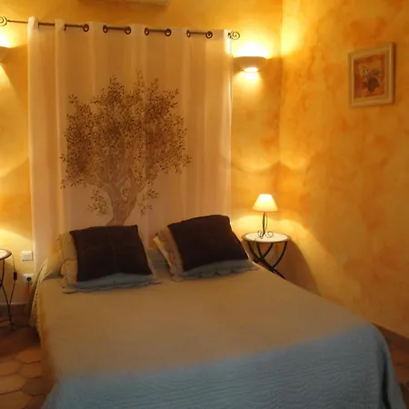Holiday home Bastide De La Treille